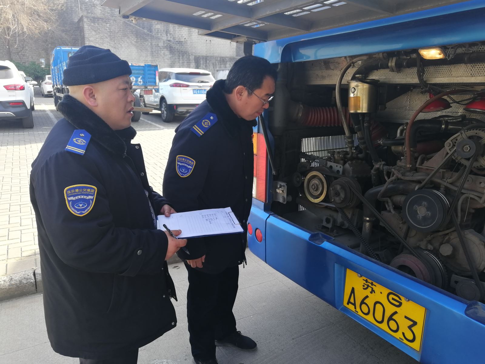 公交集團(tuán)公交事業(yè)一部持續(xù)開展運(yùn)營車輛安全隱患排查整治工作