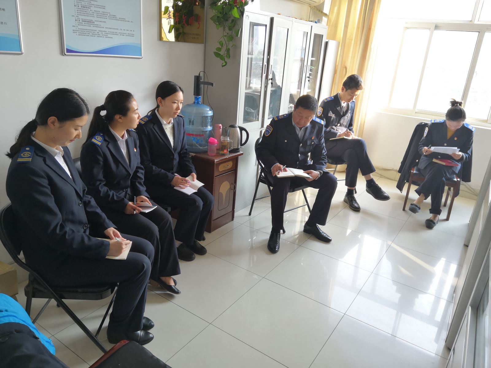 公交集團(tuán)召開服務(wù)熱線新進(jìn)人員崗前培訓(xùn)