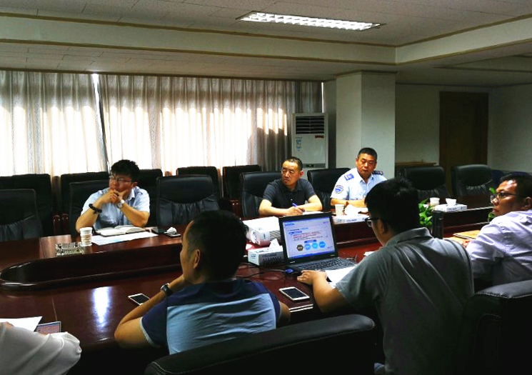 公交集團(tuán)快速公交公司舉行《道路客運(yùn)承運(yùn)人》主題業(yè)務(wù)知識(shí)培訓(xùn)