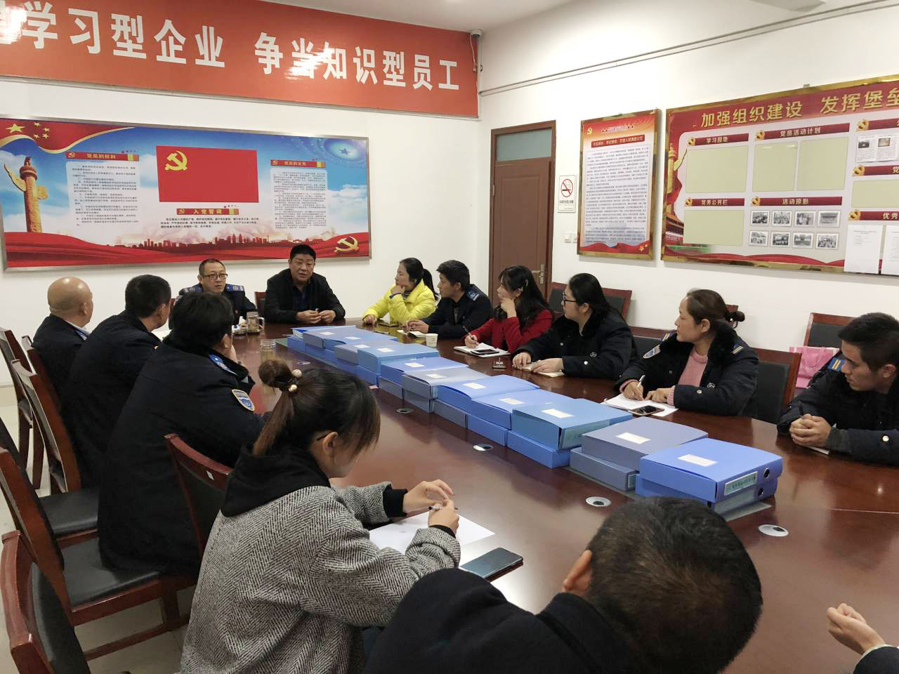 公交集團(tuán)開展安全臺賬交流互鑒活動(dòng)