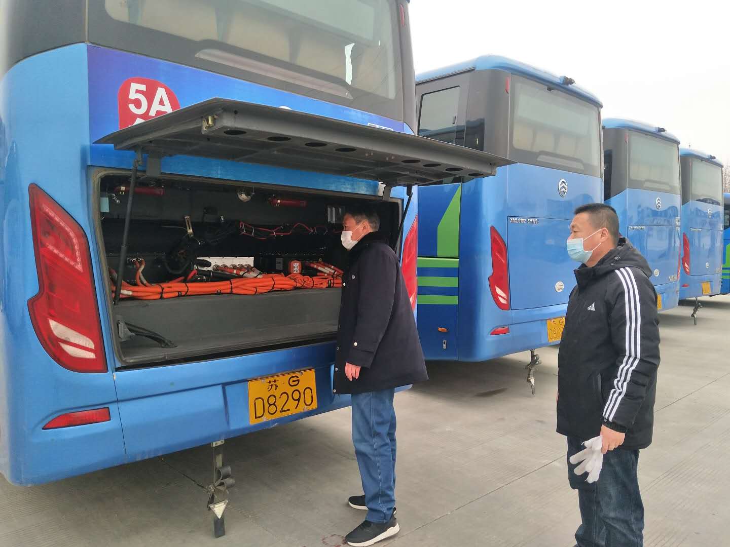 公交集團經(jīng)營發(fā)展事業(yè)部開展春季安全行車 檢查工作