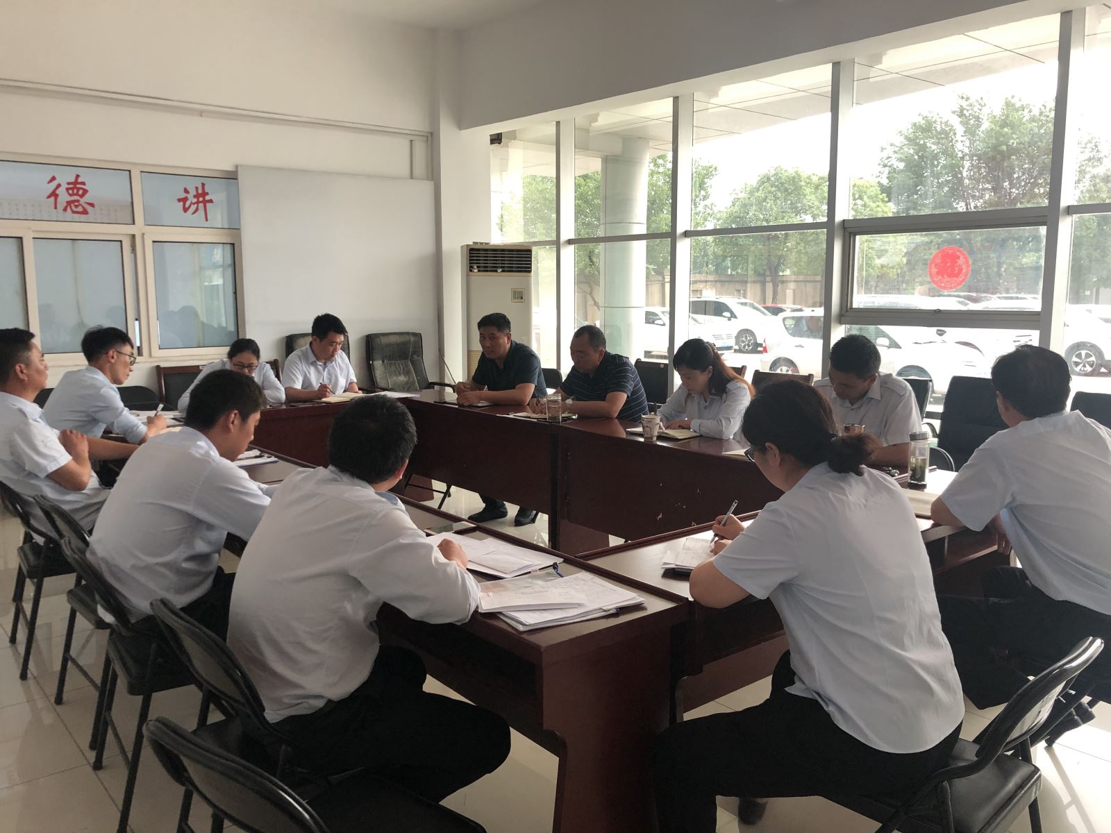 經(jīng)營發(fā)展事業(yè)部組織 《習(xí)近平談治國理政》(第三卷)專題學(xué)習(xí)