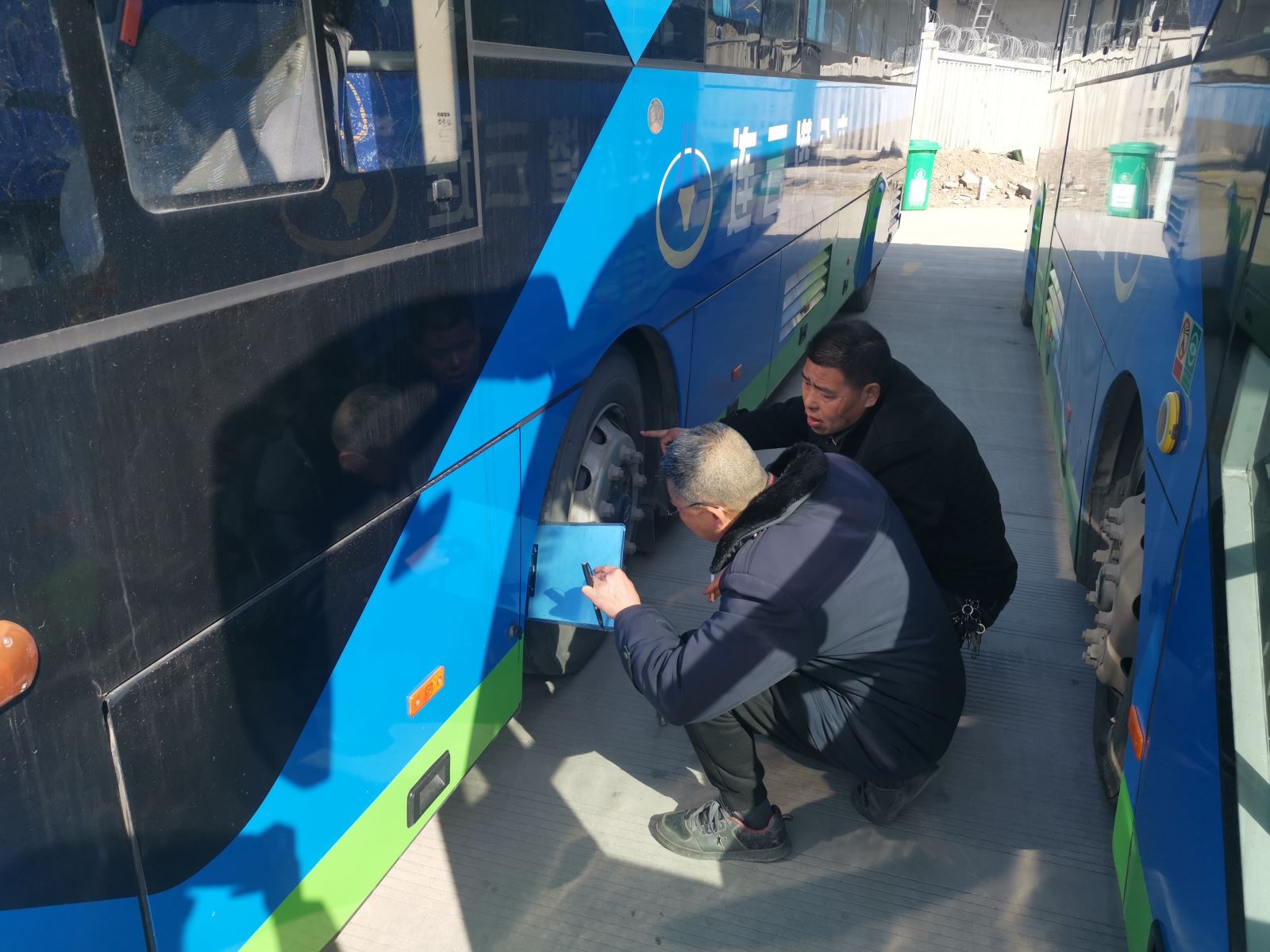 經(jīng)營(yíng)發(fā)展事業(yè)部開展“清明”節(jié)前專項(xiàng)大檢查