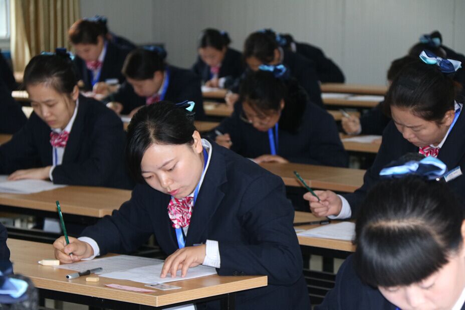 海通快速公交站務(wù)員服務(wù)技能競(jìng)賽活動(dòng)圓滿結(jié)束