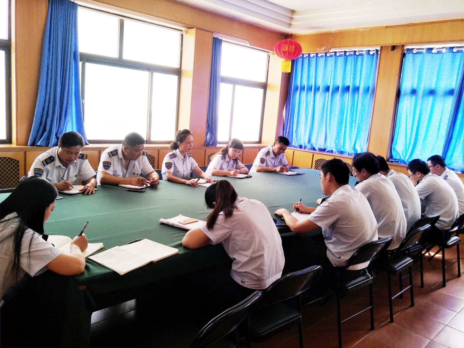 公交集團佳連公司召開沖刺全年目標任務(wù)推進會