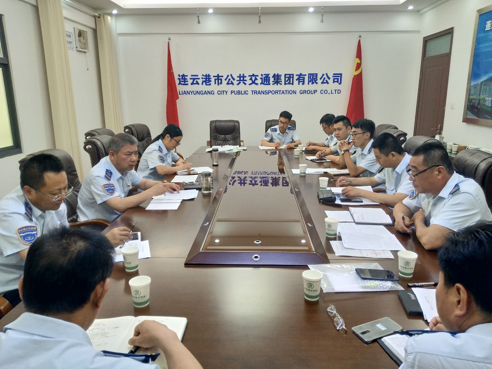 公交集團召開機務工作會議