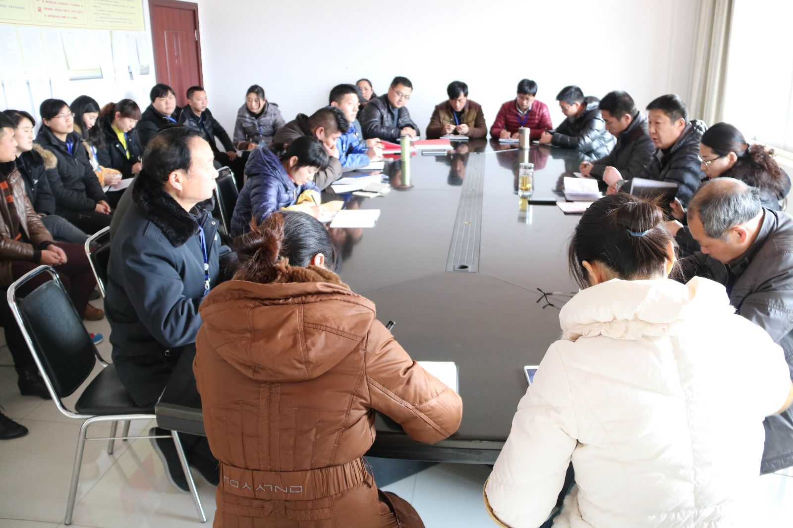 公交東部公司認(rèn)真貫徹落實《海通公交2016年安全生產(chǎn)工作會議》精神