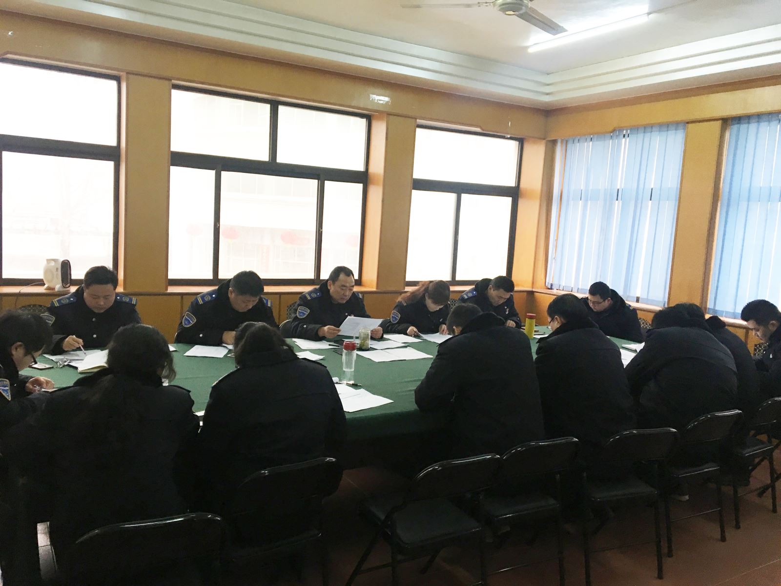 公交集團(tuán)經(jīng)營(yíng)發(fā)展事業(yè)部組織召開(kāi)績(jī)效考核方案修訂專題討論會(huì)