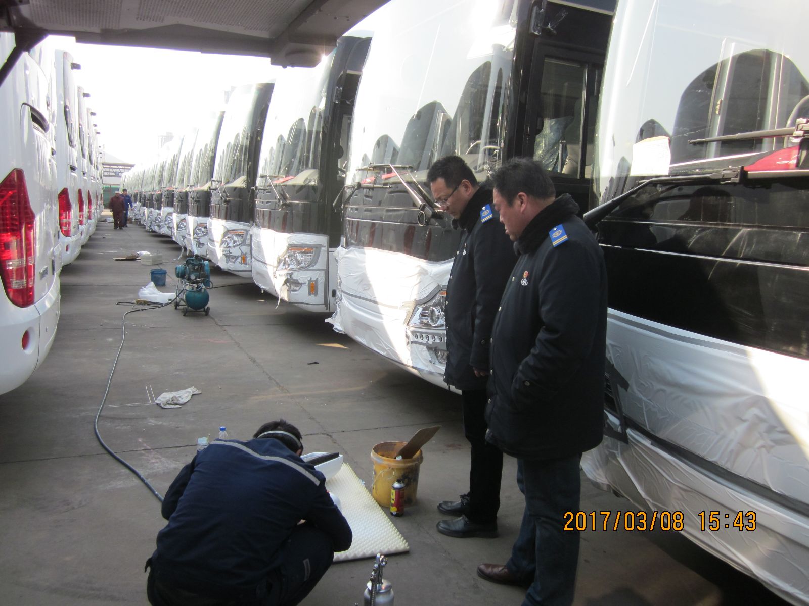 公交維修公司、大浦廠齊心協(xié)力做好出口車輛整備任務(wù)