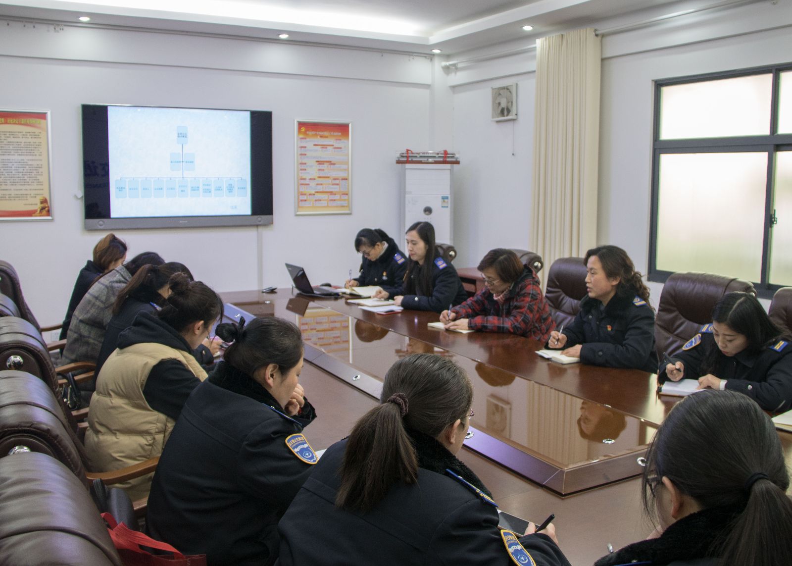 公交集團(tuán)開(kāi)展信息宣傳報(bào)道和公文寫(xiě)作培訓(xùn)