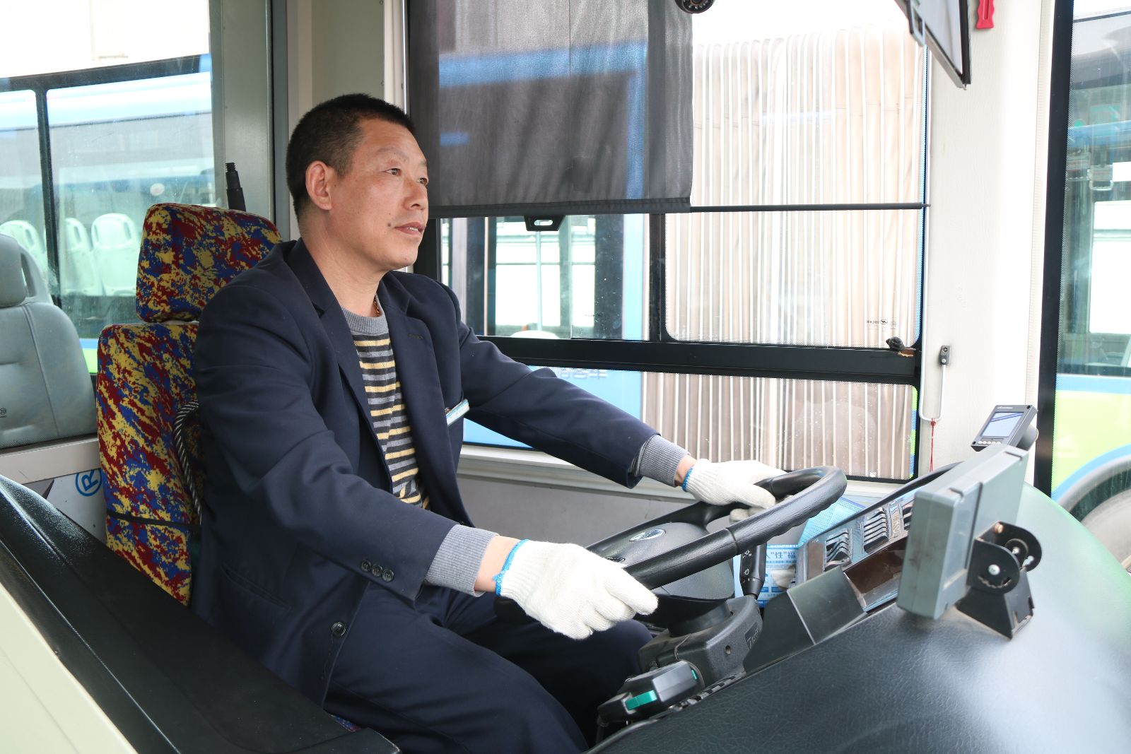 B1線駕駛員葛二林喜獲第三屆“最美港城人”之最美職工提名獎(jiǎng)