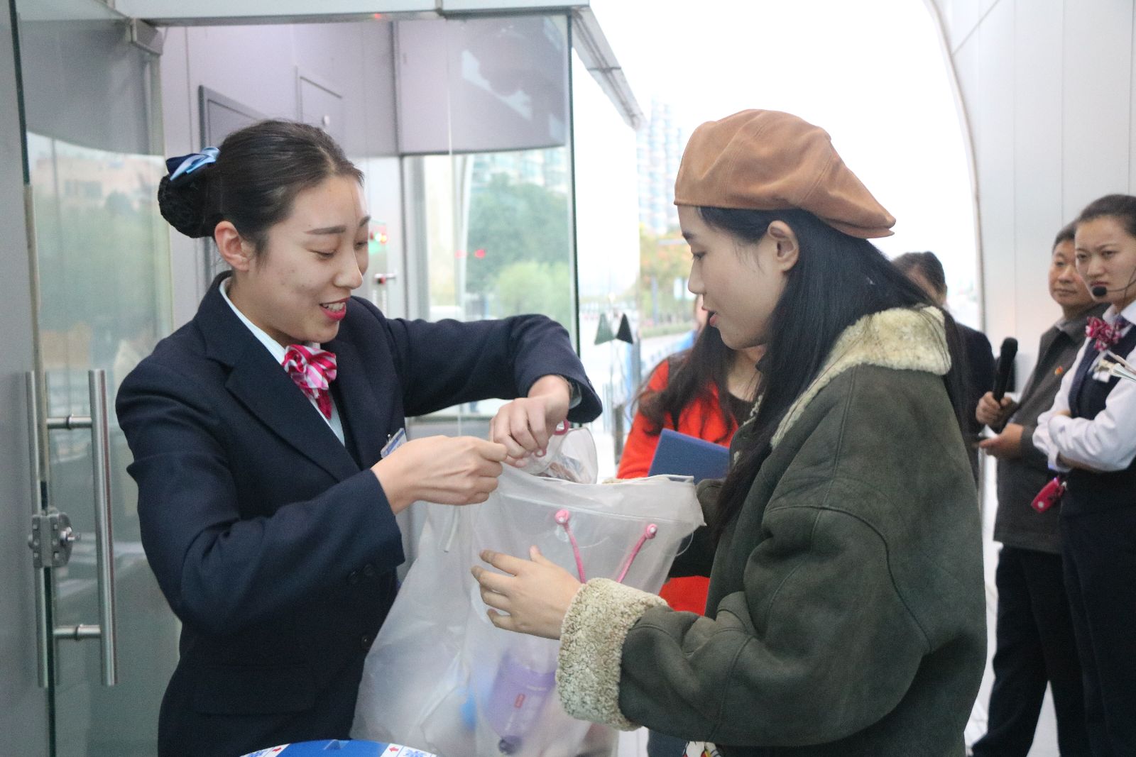 公交快速公司站務(wù)員服務(wù)技能競(jìng)賽活動(dòng)圓滿結(jié)束