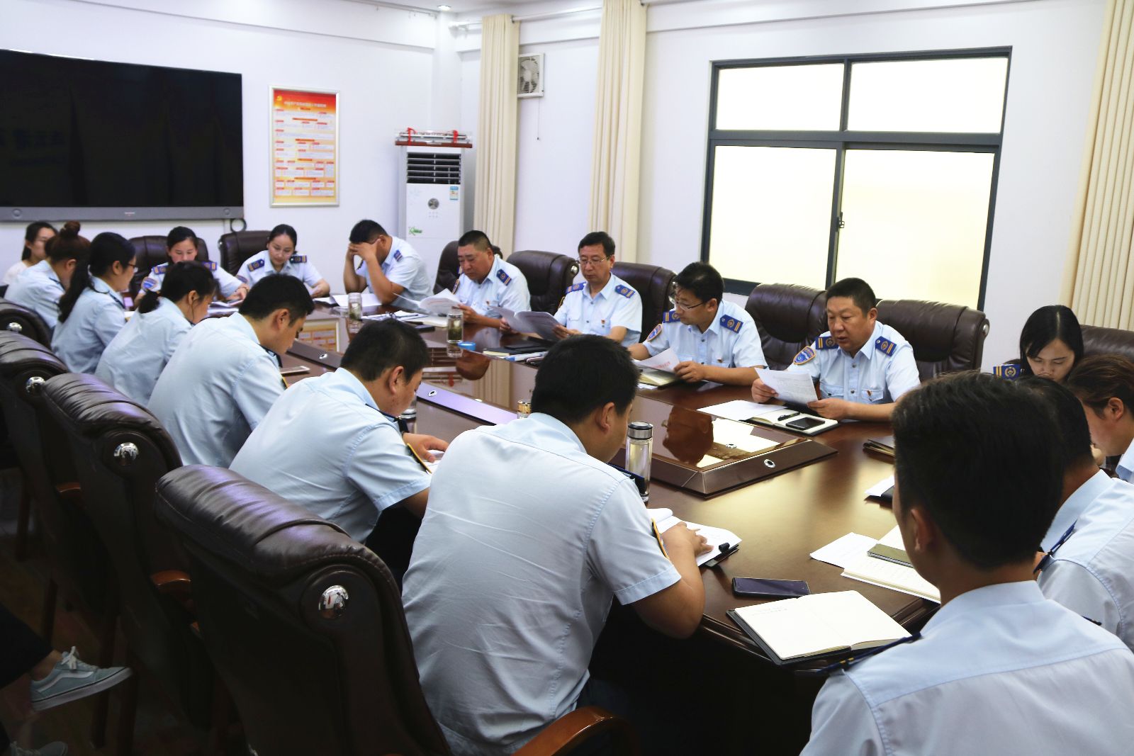 公交集團(tuán)召開(kāi)2018“連云港之夏”群星演唱會(huì)交通運(yùn)輸保障工作會(huì)議