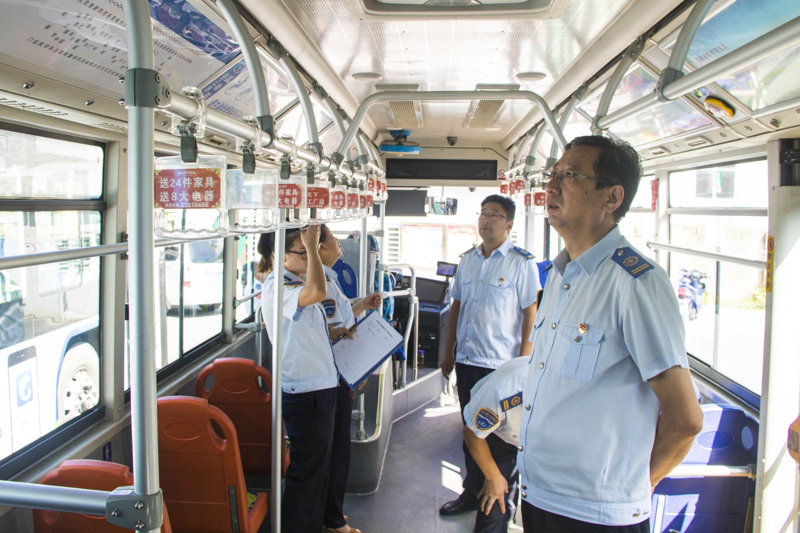 市公交集團(tuán)開(kāi)展創(chuàng)建全國(guó)文明城市督查工作