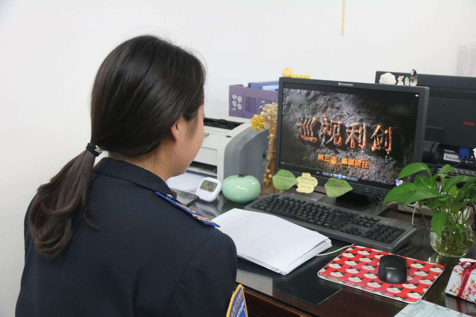 公交集團(tuán)權(quán)屬單位開展“兩學(xué)一做”固定學(xué)習(xí)日活動(dòng)